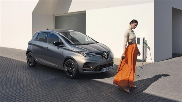 Renault ZOE borne de recharge et application de recharge