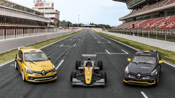 Renault Sport - Renault Sport series - départ de course circuit de Magny-Cours