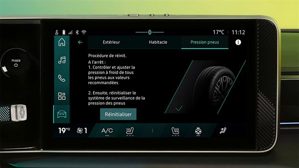 l'avertisseur de perte de pression des pneumatiques - R4 E-Tech électrique - Renault