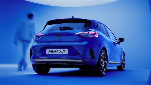 Renault Clio E-Tech full hybrid - rear lighting