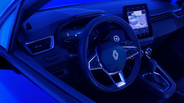 Renault Clio E-Tech full hybrid - digital speedometer, multimedia screen