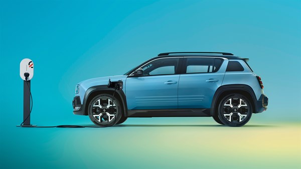 courant alternatif - Renault 4 E-Tech 100% électrique