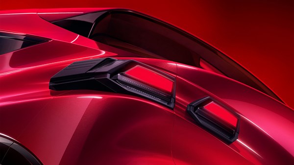 feux arrière sculptés dans la ligne de coffre - Renault RB3B1