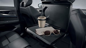 tablette pliante sur système multifonction  - Renault Austral full hybrid E-Tech