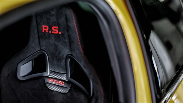 Nouvelle Renault MEGANE R.S. TROPHY - Siege Recaro en Alcantara