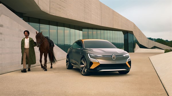 MEGANE eVISION showcar Renault