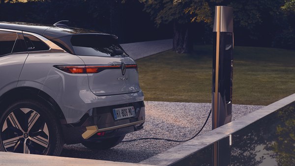  Renault Megane E-Tech 100% électrique - recharge à domicile