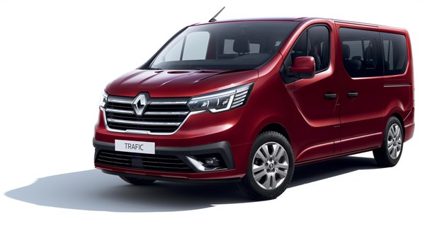 Nouveau Renault TRAFIC Combi Rouge Carmin 3/4 face